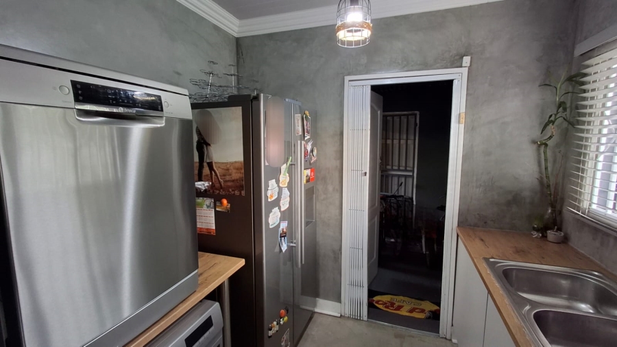 5 Bedroom Property for Sale in Vaalpark Free State